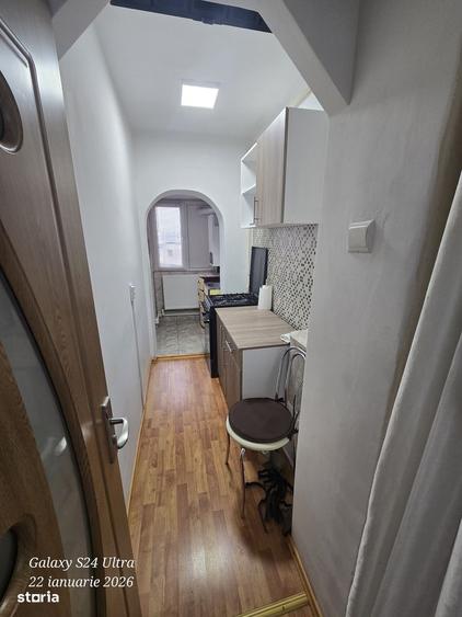 Garsoniera c.f.1/dec Mioveni 39500euro - 5