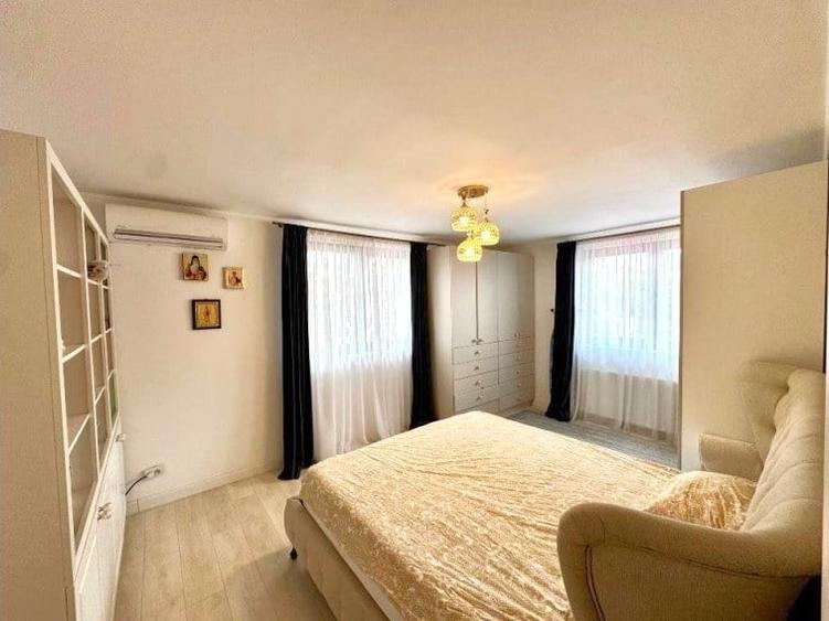 Casă cu 5 camere cu Teren 140 Mp în Domenii