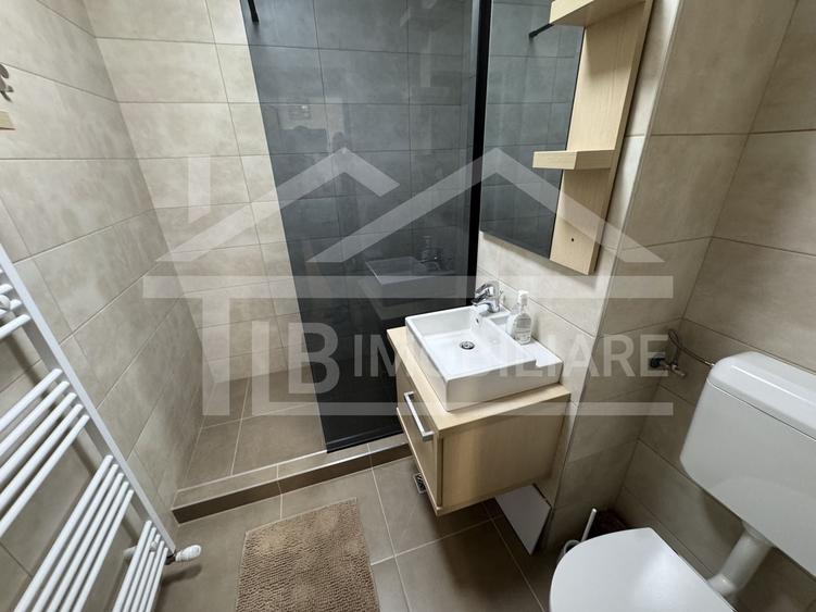 Apartament cu 2 camere decomandat, mobilat în Cornișa