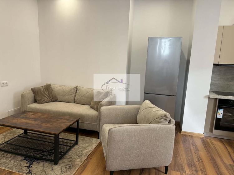 Apartament cu 2 camere semidecomandat, mobilat în Zorilor