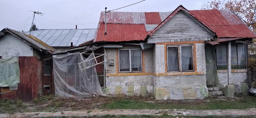 Teren intravilan + casa batraneasca , de vanzare in zona Tintea - 2