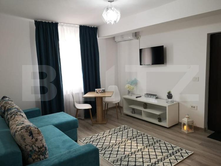 Casă cu 18 camere cu Canalizare în Copou