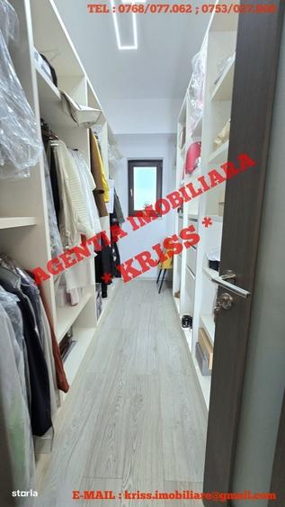Apartament cu 4 camere decomandat în Trivale