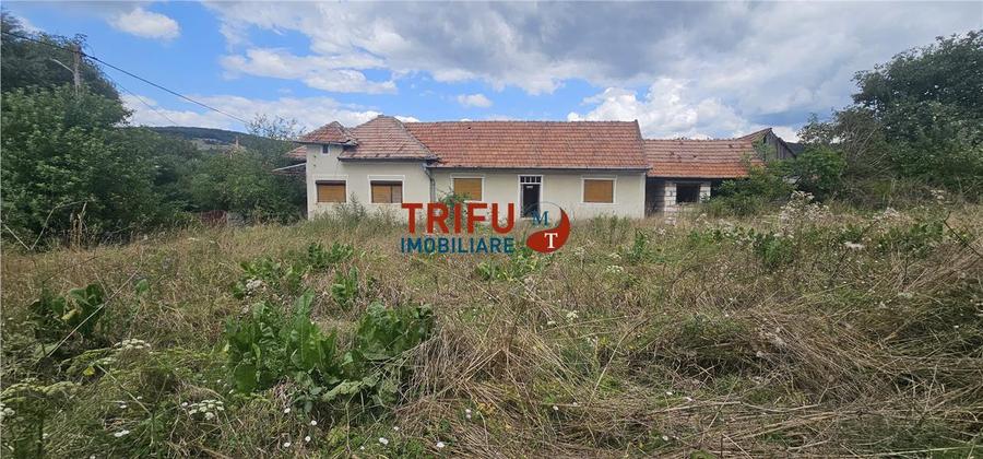 Casă cu 4 camere cu Canalizare în Ciugud