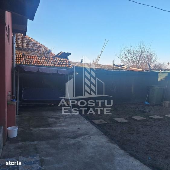 Casă cu 2 camere în Ghiroda