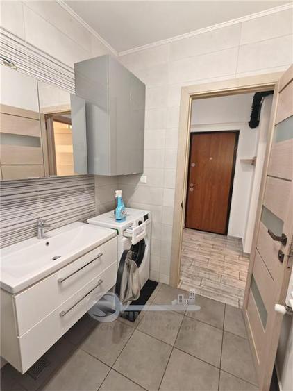 Apartament cu 2 camere decomandat, mobilat în Cug