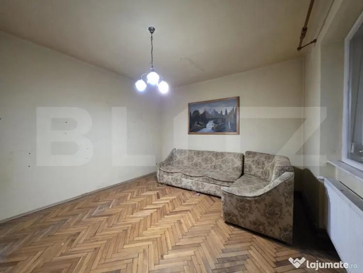 Casă cu 4 camere cu Teren 500 Mp în Titulescu