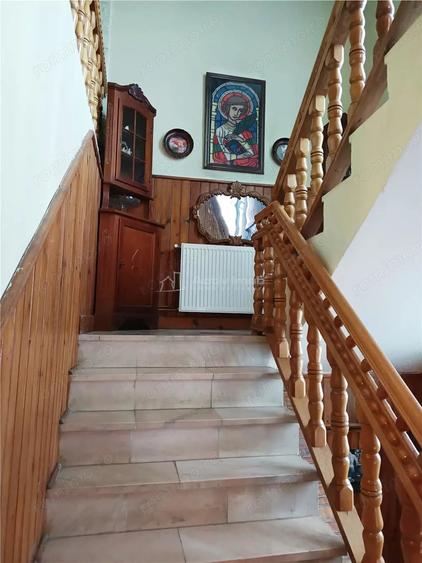 Casă cu 2 camere cu Piscina în Central