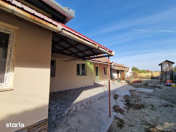 Casă cu 3 camere cu Teren 1712 Mp în Biharia