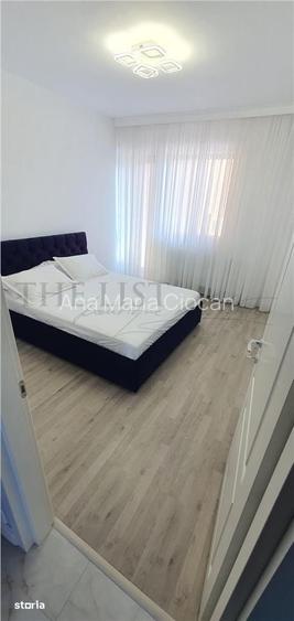 VANZARE APARTAMENT 4 CAMERE