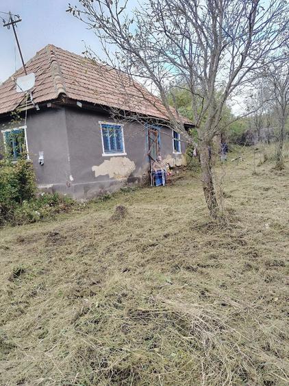 Casă cu Teren 590 Mp în Rediu