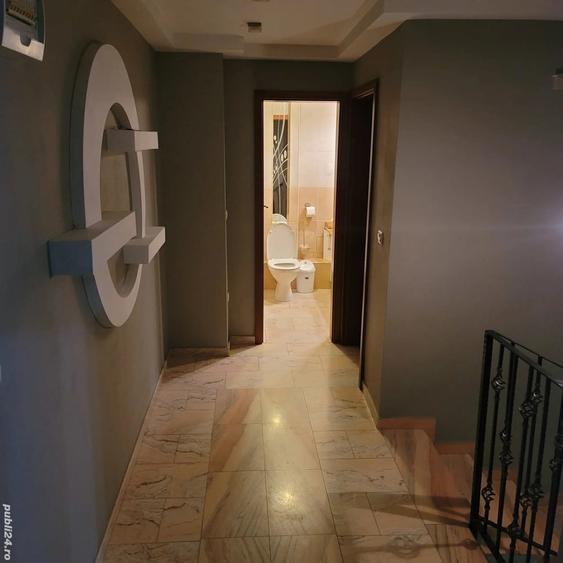 Apartament cu 3 camere decomandat în Spitalul Județean