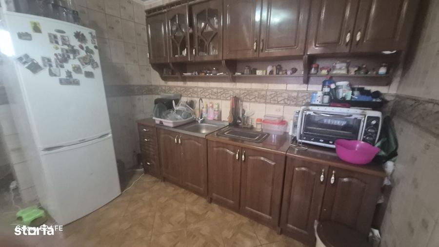 Casă cu 4 camere cu Teren 2000 Mp în Timișești