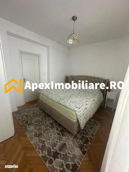 Apartament cu 3 camere semidecomandat în Ultracentral