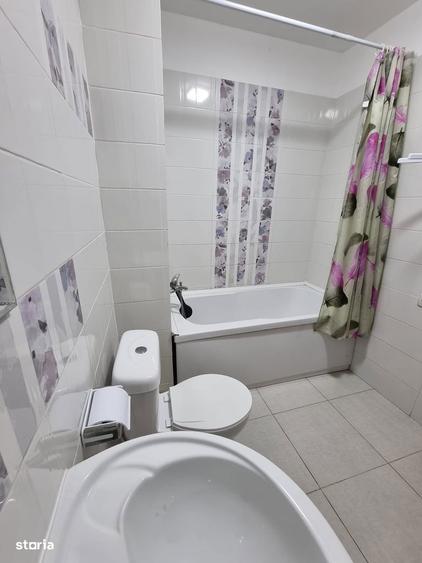 Apartament cu 3 camere decomandat în Chiajna