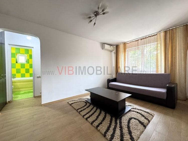 Apartament cu 3 camere semidecomandat în Militari