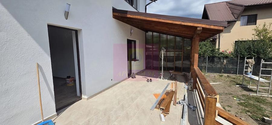Vila cu 4 camere de vanzare in Brebu - 18