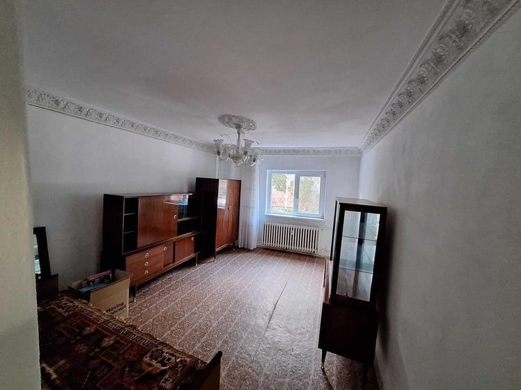 Apartament cu 2 camere decomandat în Brazda lui Novac