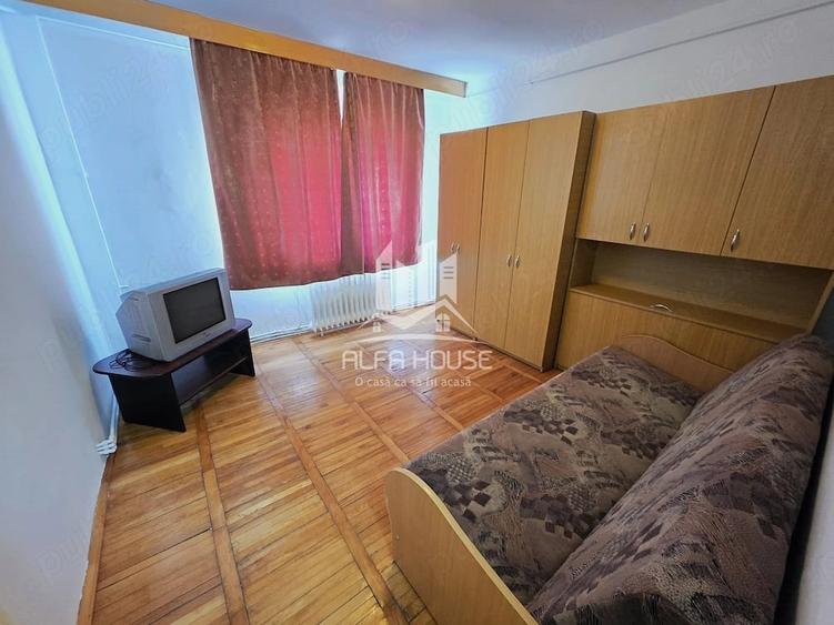 Apartament cu 2 camere decomandat în Micro IV