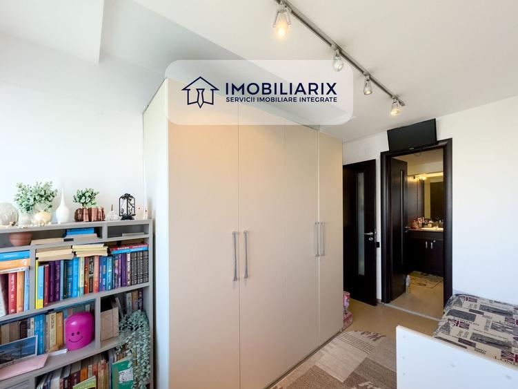 Apartament cu 3 camere decomandat, mobilat în Casa de Cultură