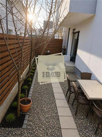 Apartament cu 3 camere decomandat, mobilat în Aeroport