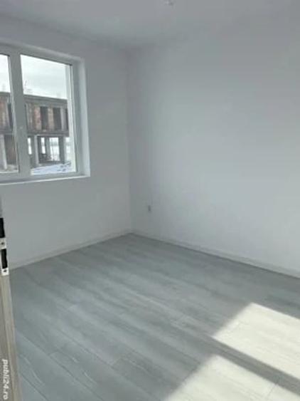 Apartament cu 2 camere decomandat în Neptun