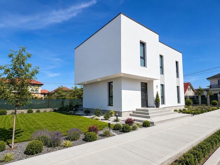 Casă individuală cu 4 camere cu Teren 500 Mp în Tunari