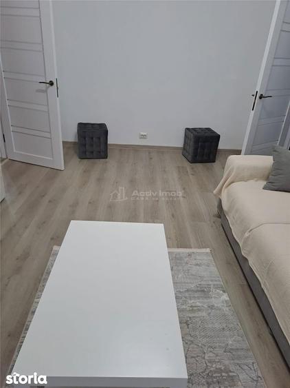 Apartament cu 3 camere semidecomandat, mobilat în Rahova