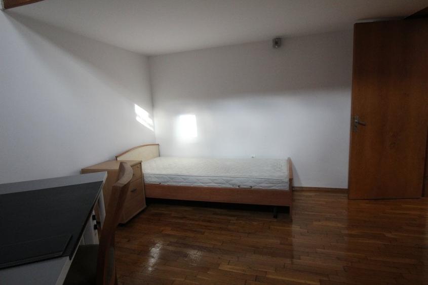 Casă cu 3 camere în Beller