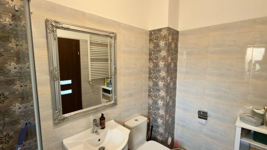 Casă cu 5 camere cu Canalizare în Mogoșoaia