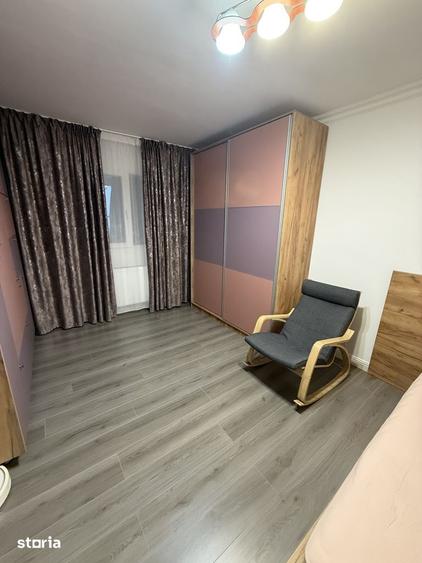Apartament cu 2 camere decomandat în Titan