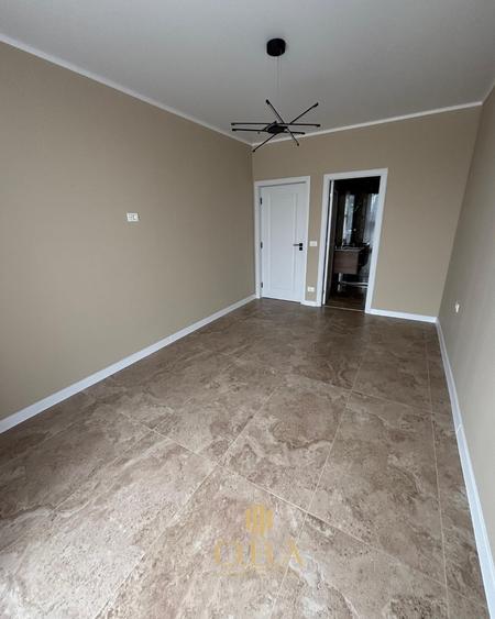 Apartament cu 3 camere semidecomandat în Nord
