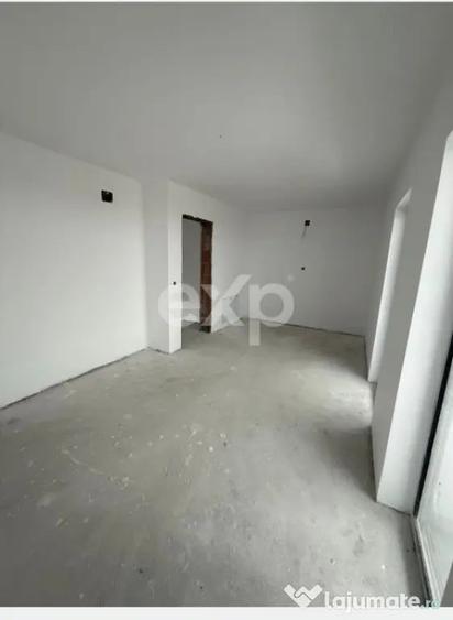Casă cu 3 camere cu Teren 200 Mp în Smeura