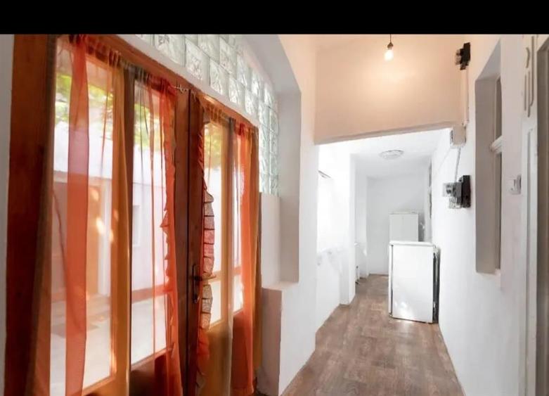 Casă cu 4 camere cu Teren 1672 Mp în Tămășeu