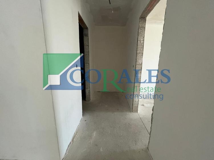 Apartament cu 2 camere decomandat în Aradului
