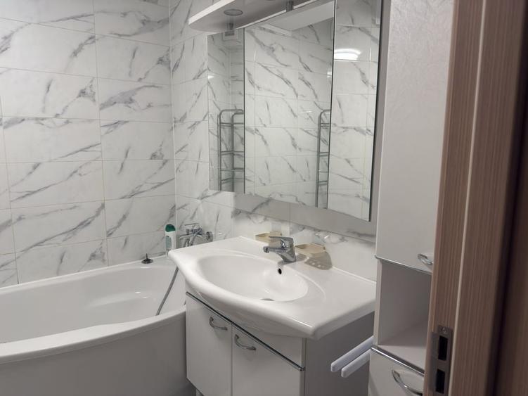 Apartament cu 3 camere decomandat în Șelimbăr
