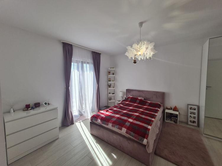 Duplex cu 3 camere cu Piscina în Chișoda