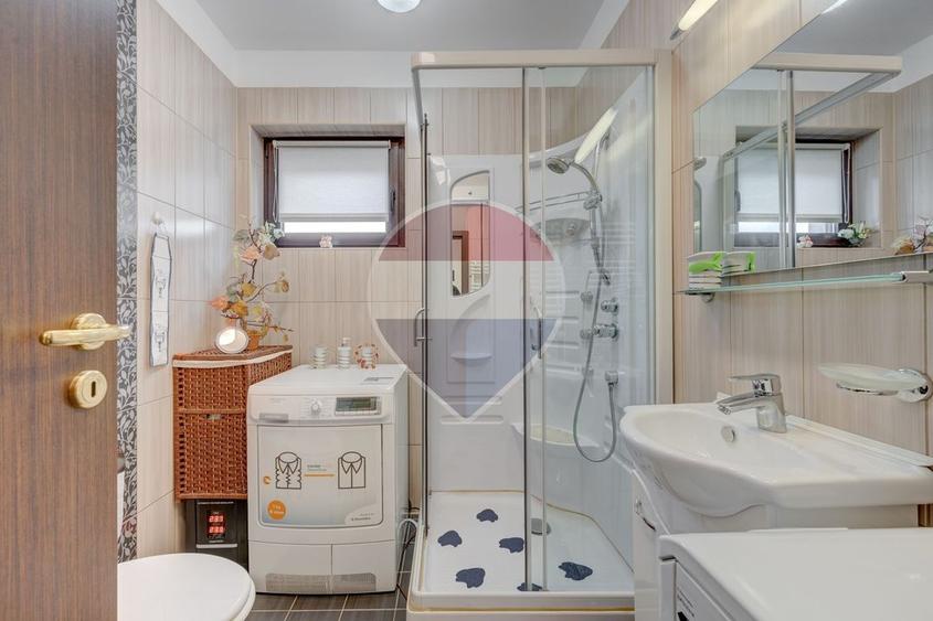 Duplex cu 3 camere cu Teren 211 Mp în Albert