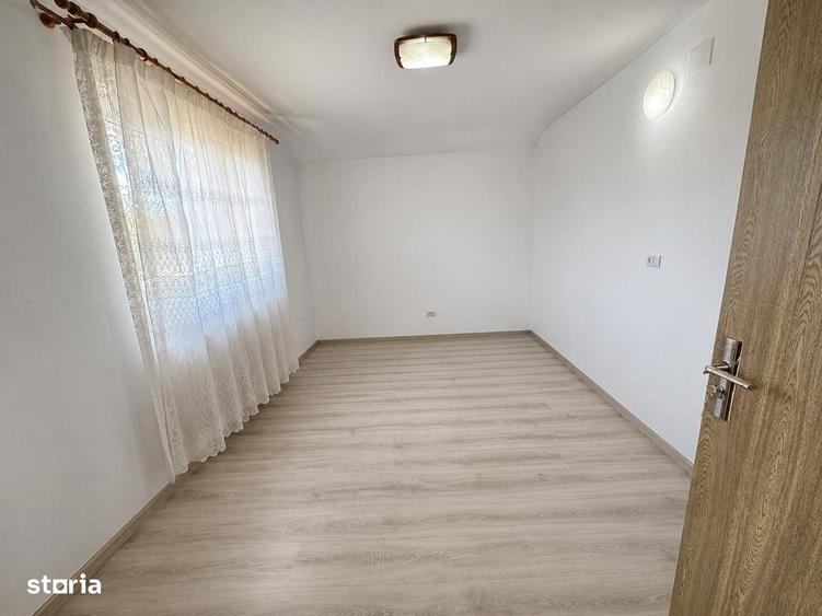Casă cu 4 camere în Mărgineni