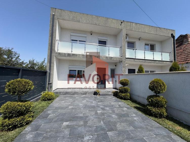 Duplex cu 4 camere cu Canalizare în Aradului