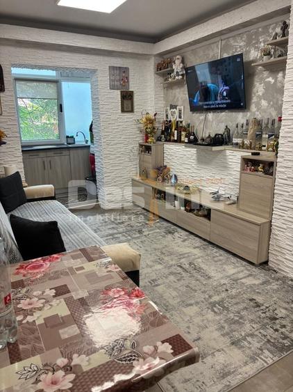 Apartament cu 2 camere decomandat, mobilat în P-ța Gorjului