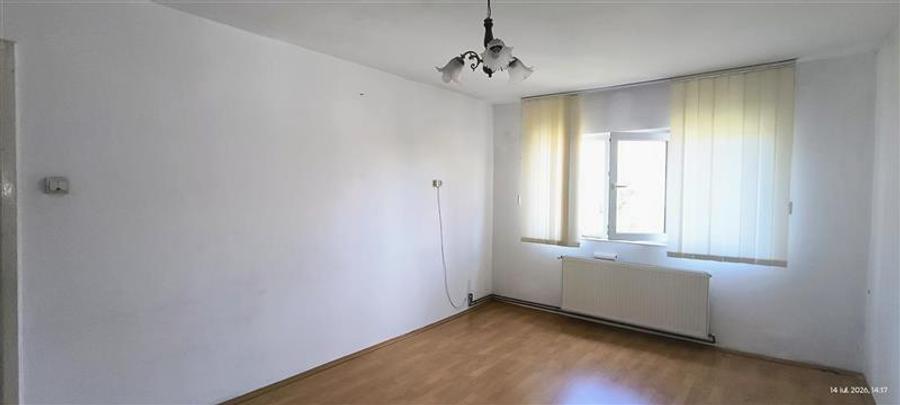 APARTAMENT DECOMANDAT, ZONA SOARELUI, VEDERE LA PADURICE, COMISION 0% - 10