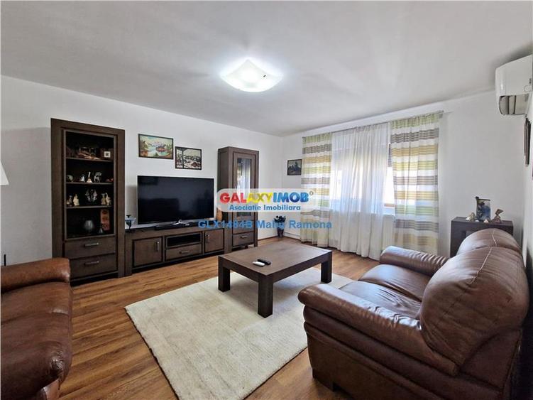 Apartament cu 3 camere decomandat, mobilat în Panduri