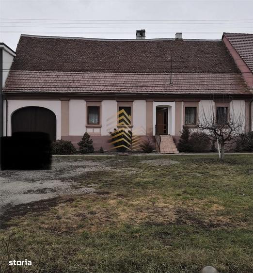 Casă cu 2 camere în Ciupercenii Noi