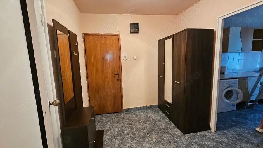 Garsonieră decomandată în Zamfirescu