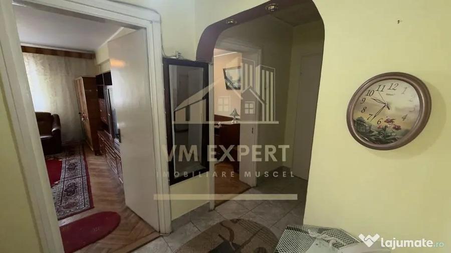 Apartament cu 2 camere decomandat în Sud