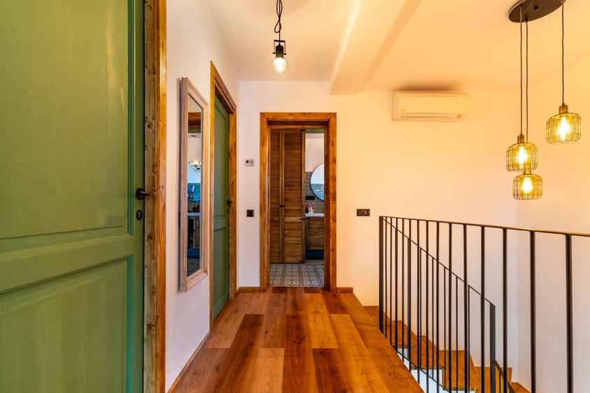 Duplex cu 4 camere cu Canalizare în Florești