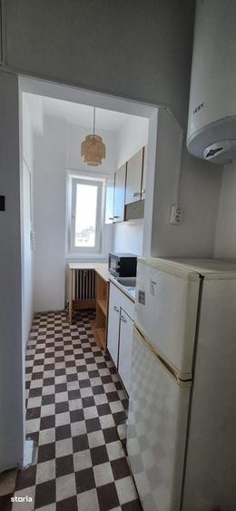 Garsoniera de vanzare Piata Romana vis a vis de ASE - 4