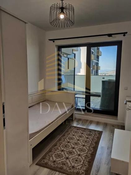 Apartament cu 3 camere decomandat, mobilat în Zorilor