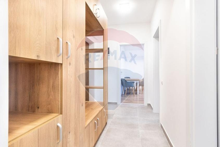 Apartament cu 2 camere decomandat, mobilat în Parcul Carol